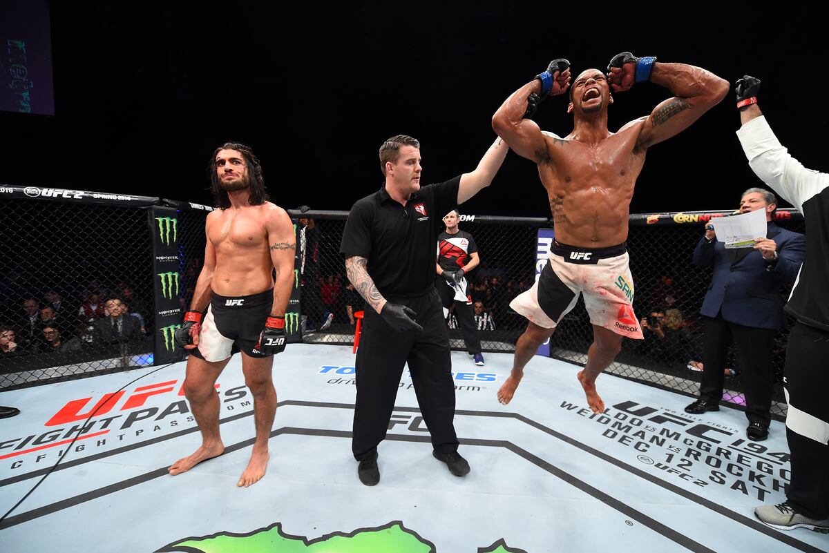 Thiago Santos Upends Elias Theodorou at UFC Fight Night 80 | Bleacher Report | Latest News ...