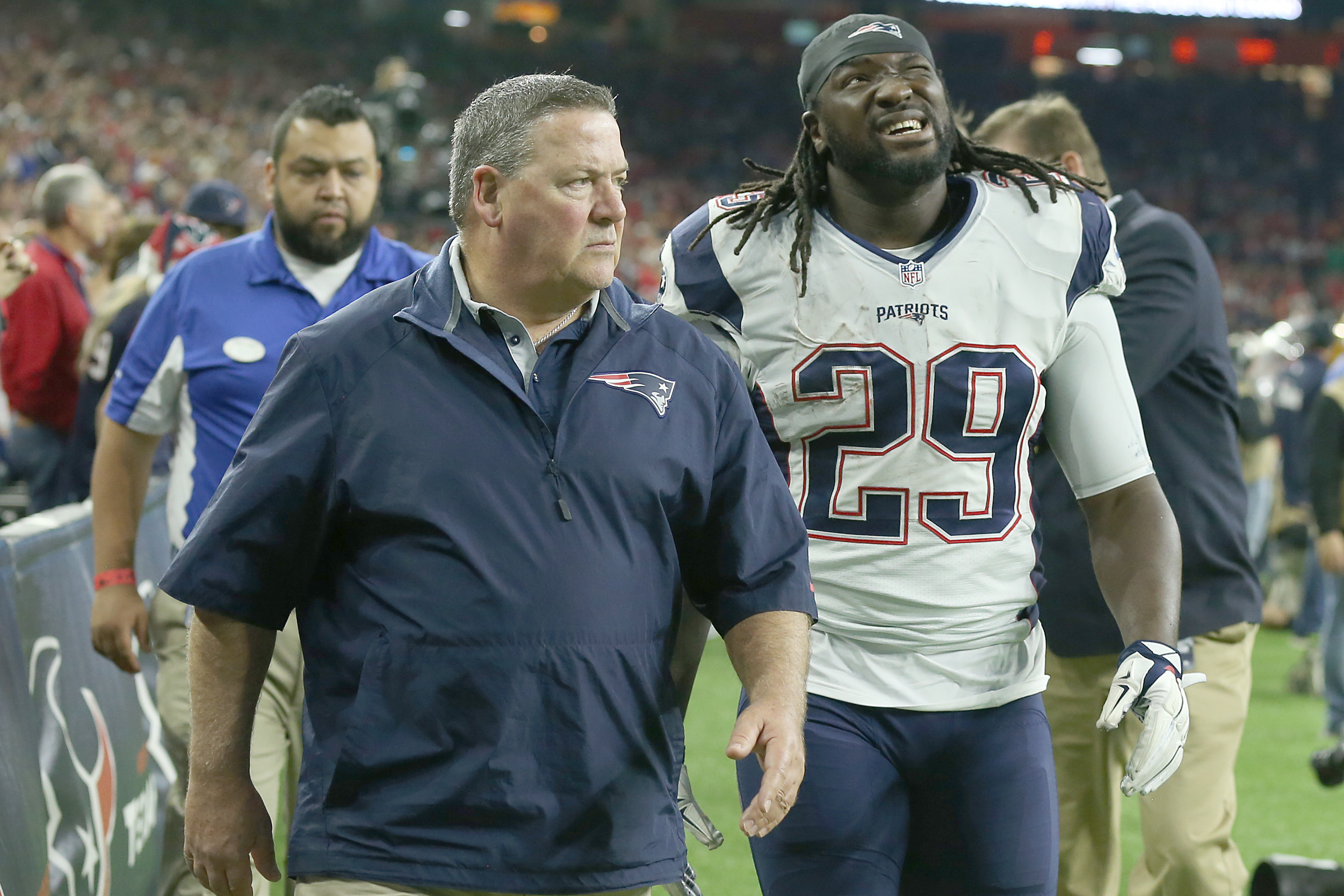 Reports: Patriots' LeGarrette Blount out for season with hip injury