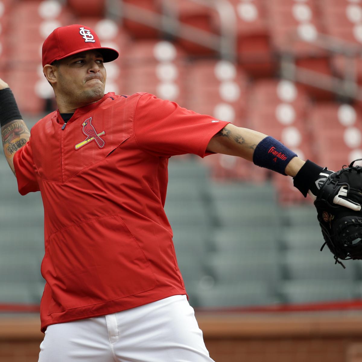 St. Louis Cardinals catcher Yadier Molina eyes Opening Day return from  thumb injury 