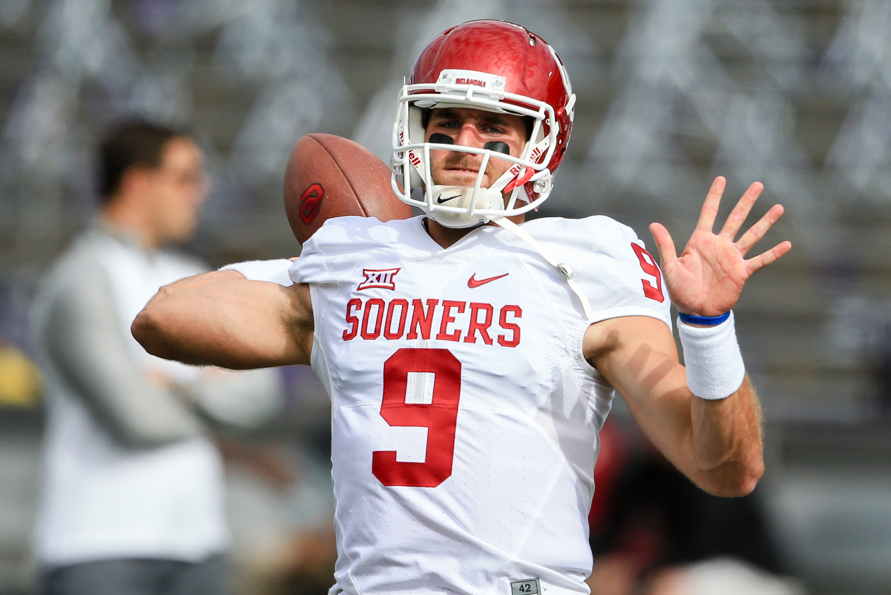 Trevor Knight shows off new OU uniforms.  Boomer sooner, Oklahoma football,  Sooners