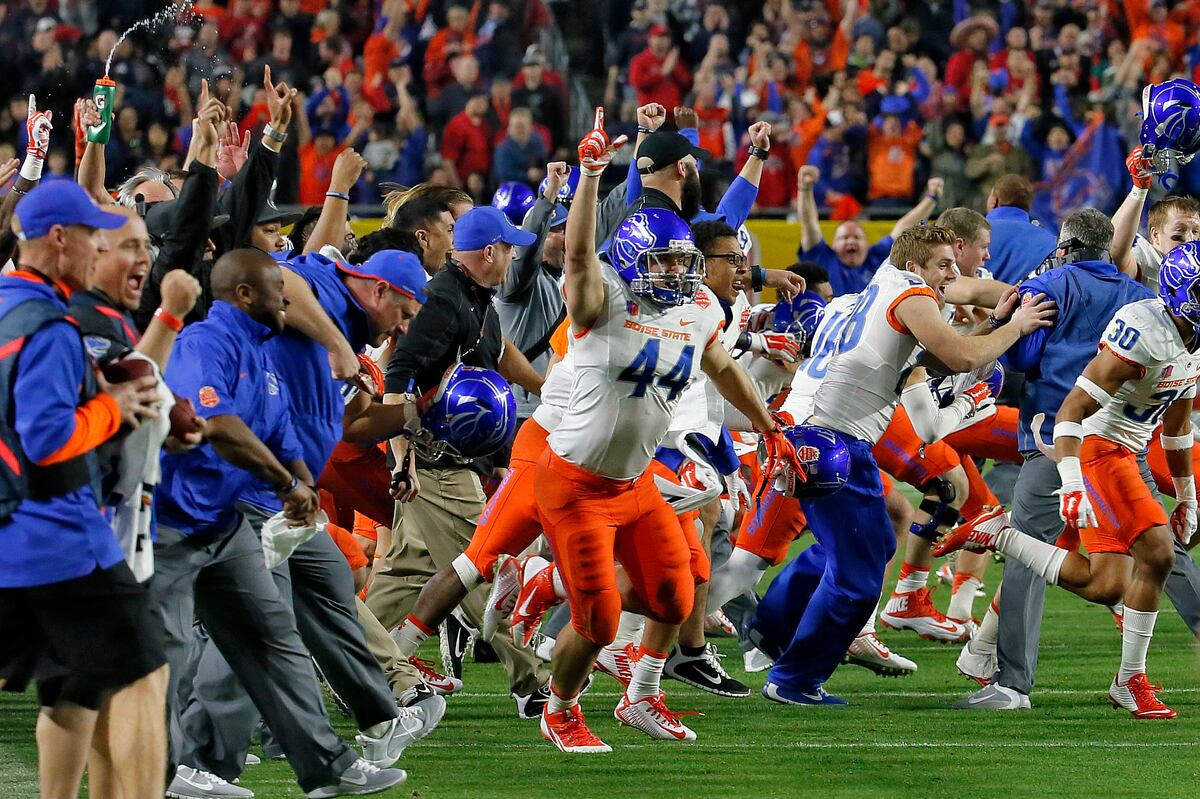 College Football Bowl Picks 2015 Schedule and Predictions for