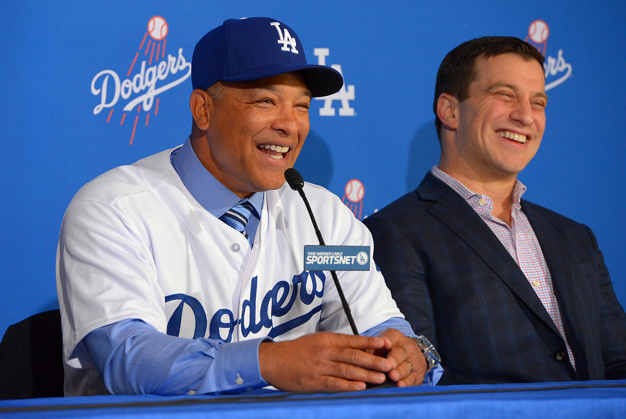 Dodgers News: Dave Roberts Hopes Julio Urias Re-Signs With LA in Offseason  - Inside the Dodgers