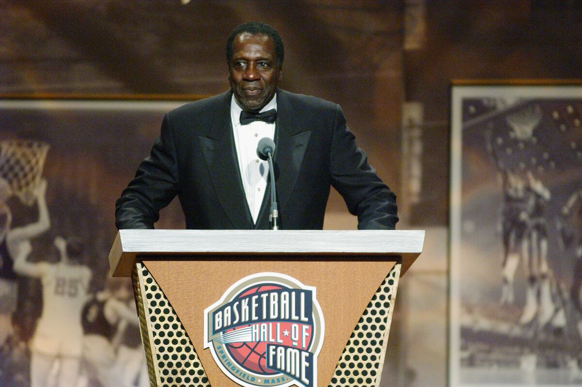 Meadowlark Lemon, Legendary Harlem Globetrotter, Dies at 83 Bleacher