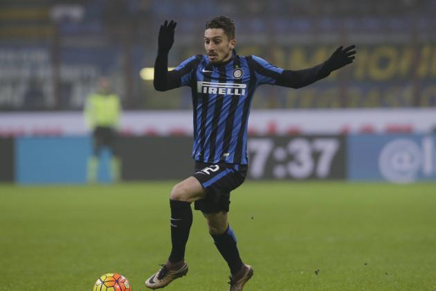 Inter Milan’s Alex Telles controls the ball during a Serie A soccer match between Inter Milan and Genoa, at the San Siro stadium in Milan, Italy, Saturday, Dec. 5, 2015. (AP Photo/Luca Bruno)