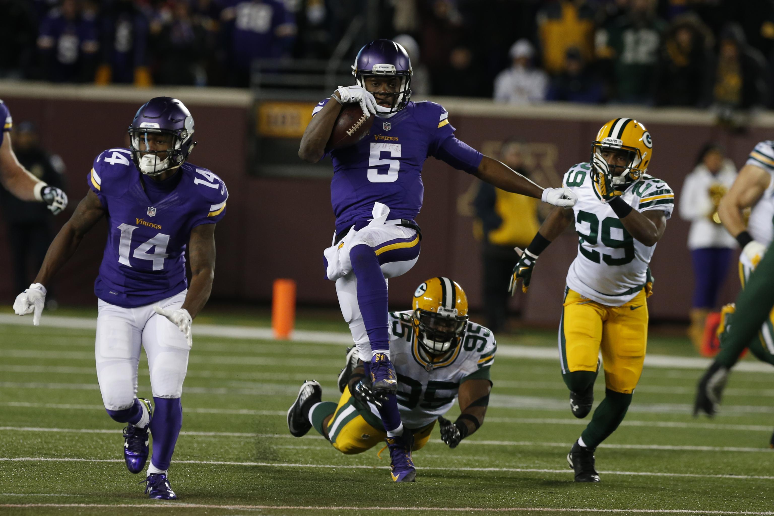 Suddenly, a Vikings-Packers rematch with meaning