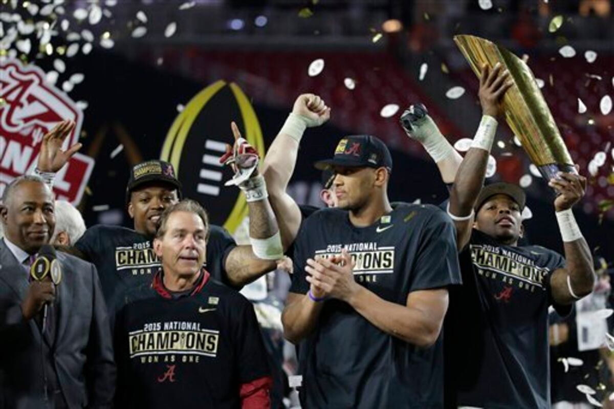 NCAA CHAMPIONSHIP GAMES LAST 10 YEARS visual data 3