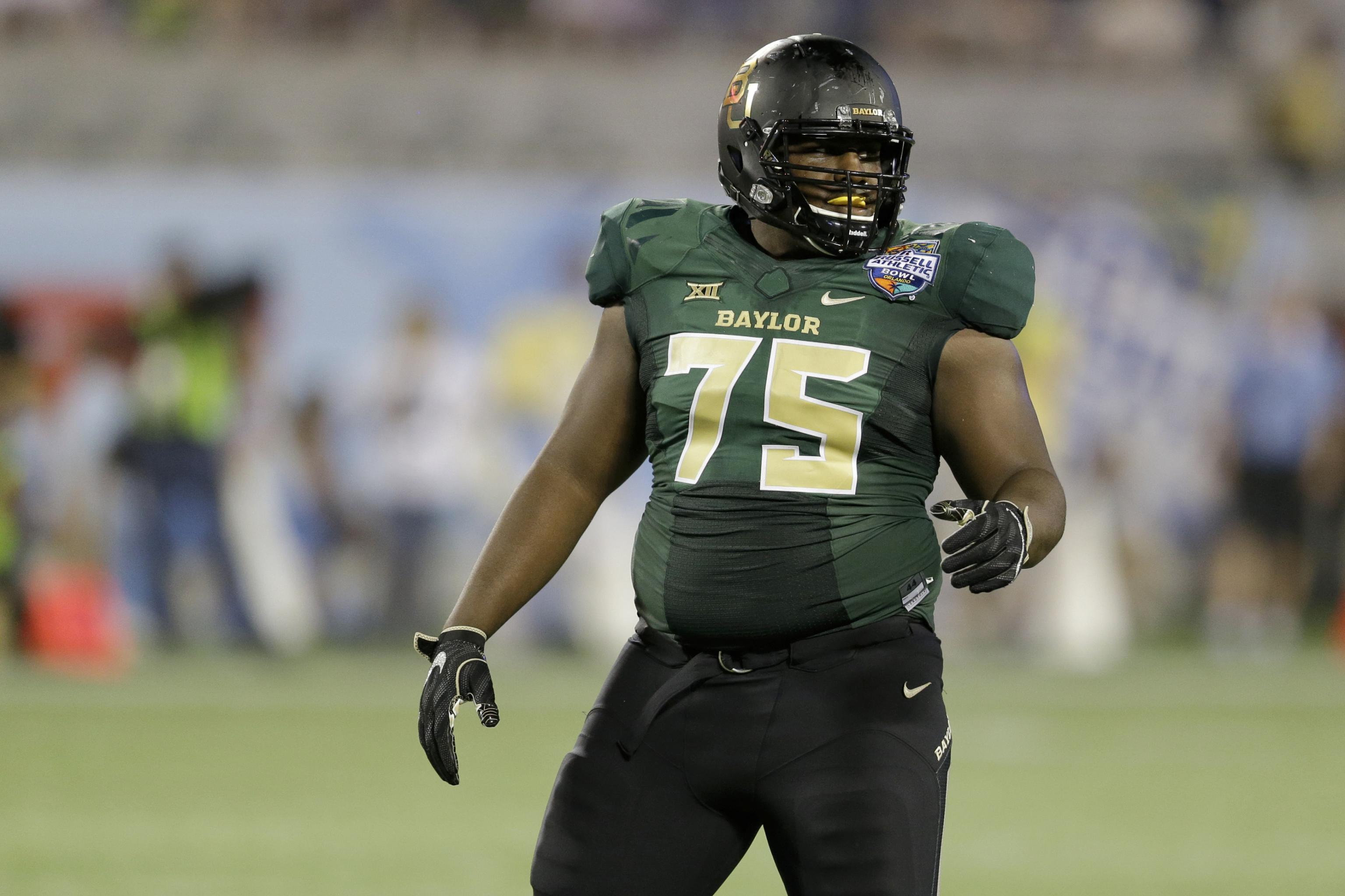 Defensive lineman Kenny Clark declares for the 2016 NFL draft