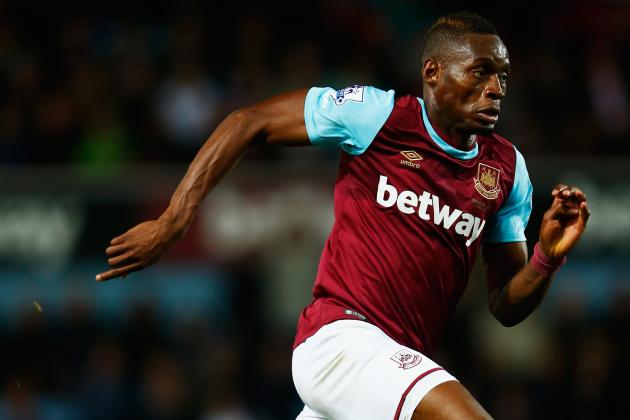 LONDON, ENGLAND - SEPTEMBER 14:  Diafra Sakho of West Ham United in action during the Barclays Premier League match between West Ham United and Newcastle United at the Boleyn Ground on September 14, 2015 in London, United Kingdom.  (Photo by Julian Finney/Getty Images)