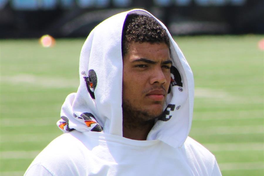Randy Moss' Son, Thaddeus, to NC State: Wolfpack Land 3-Star TE