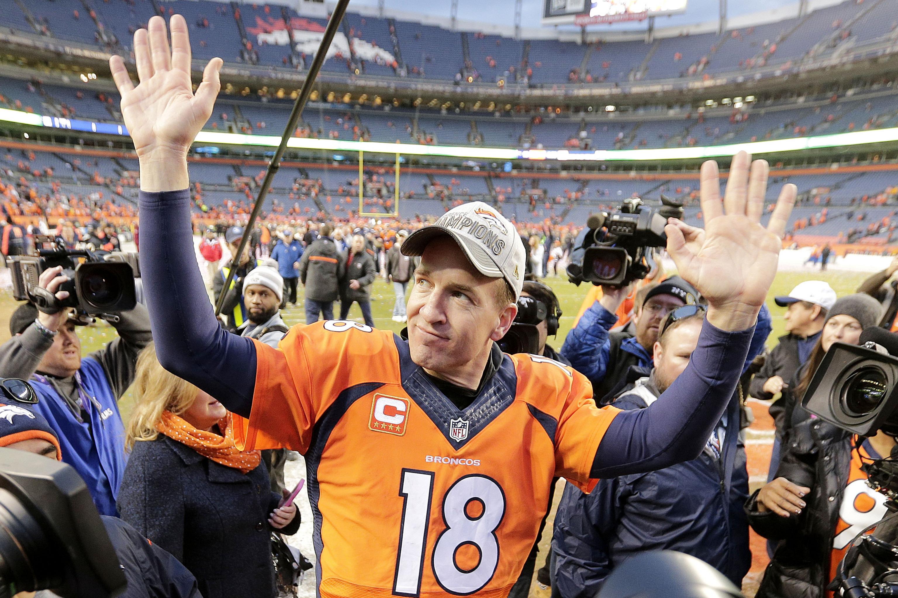 Peyton Manning of Denver Broncos pulled on same day he sets NFL record for  yards - ESPN