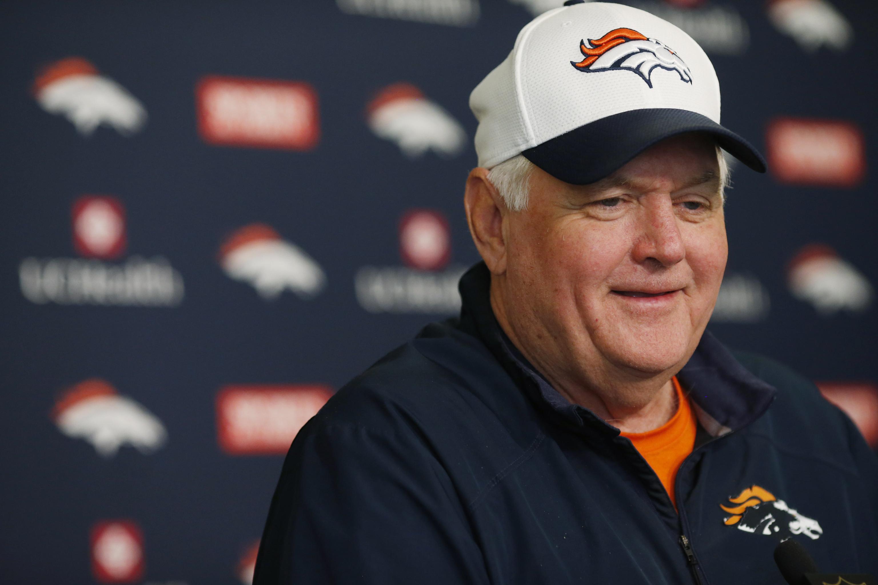 Why is Denver defense so dominant? Broncos credit former Cowboys coach Wade  Phillips