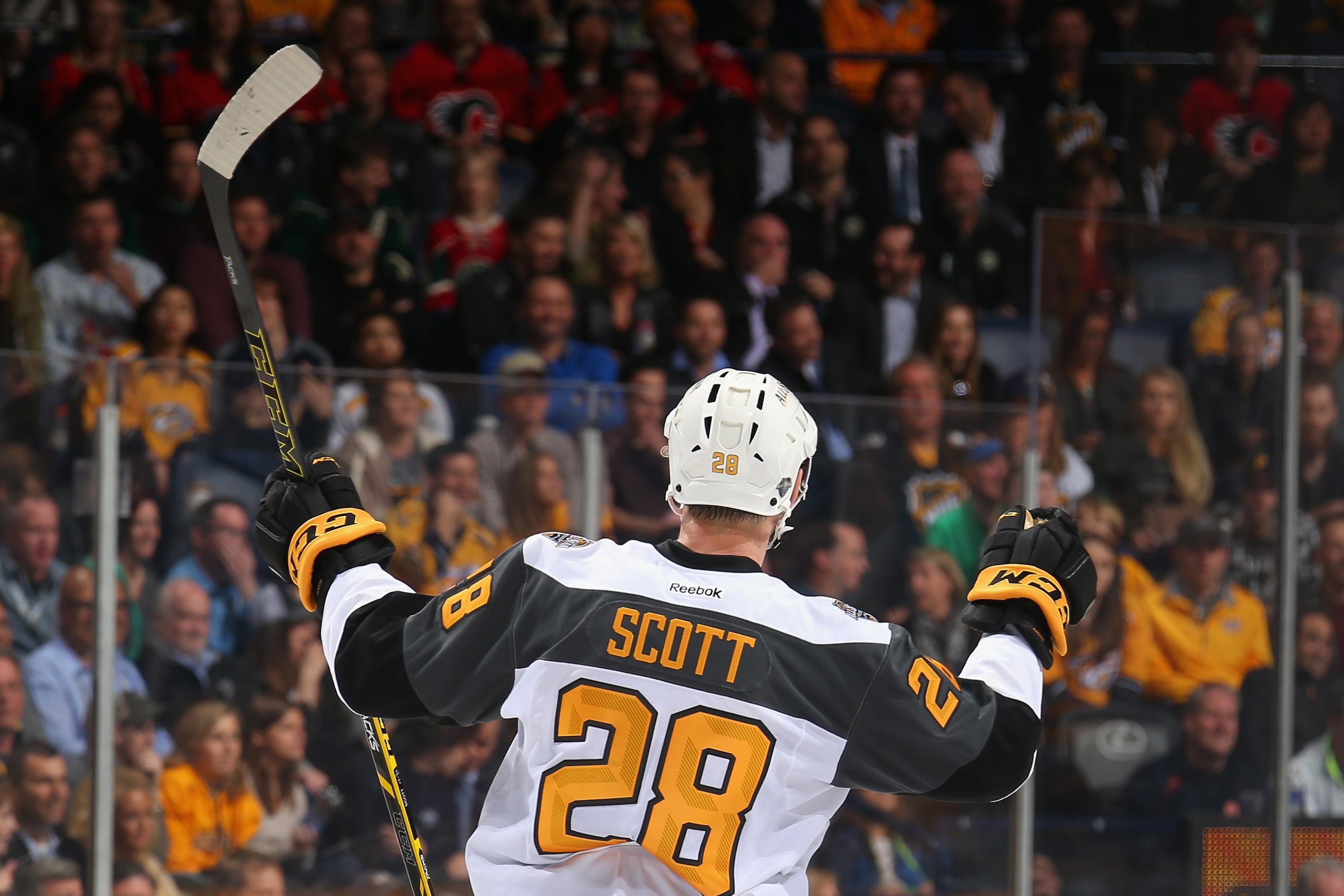 John Scott voted in as a captain for 2016 All-Star Game