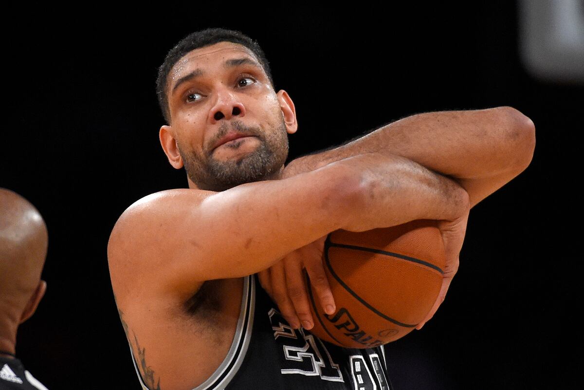 The Biggest Issue Every Title Contender Faces Going Into 2016 NBA Trade