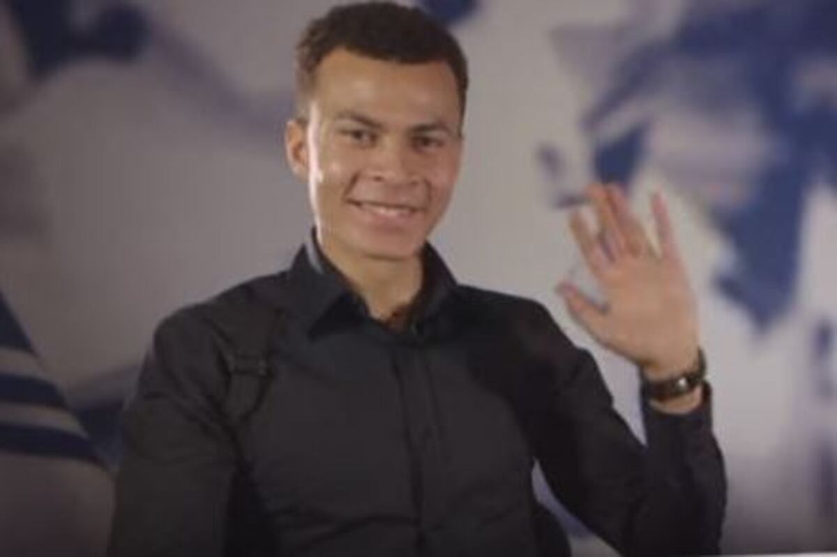 Dele Alli Interviews Tottenham Hotspur Team-Mate Eric Dier ...