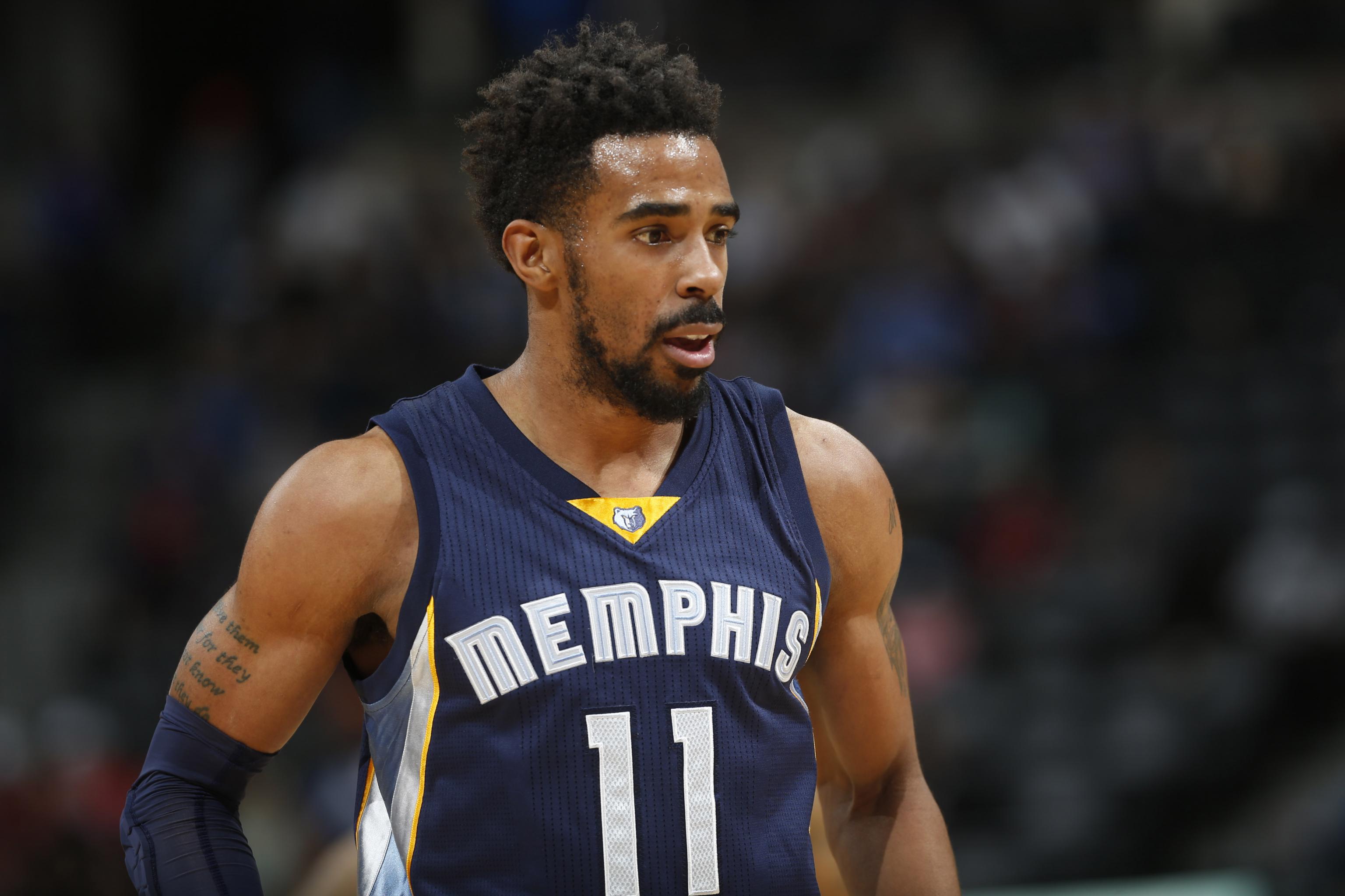 Grizzlies re-sign Mike Conley to multi-year contract