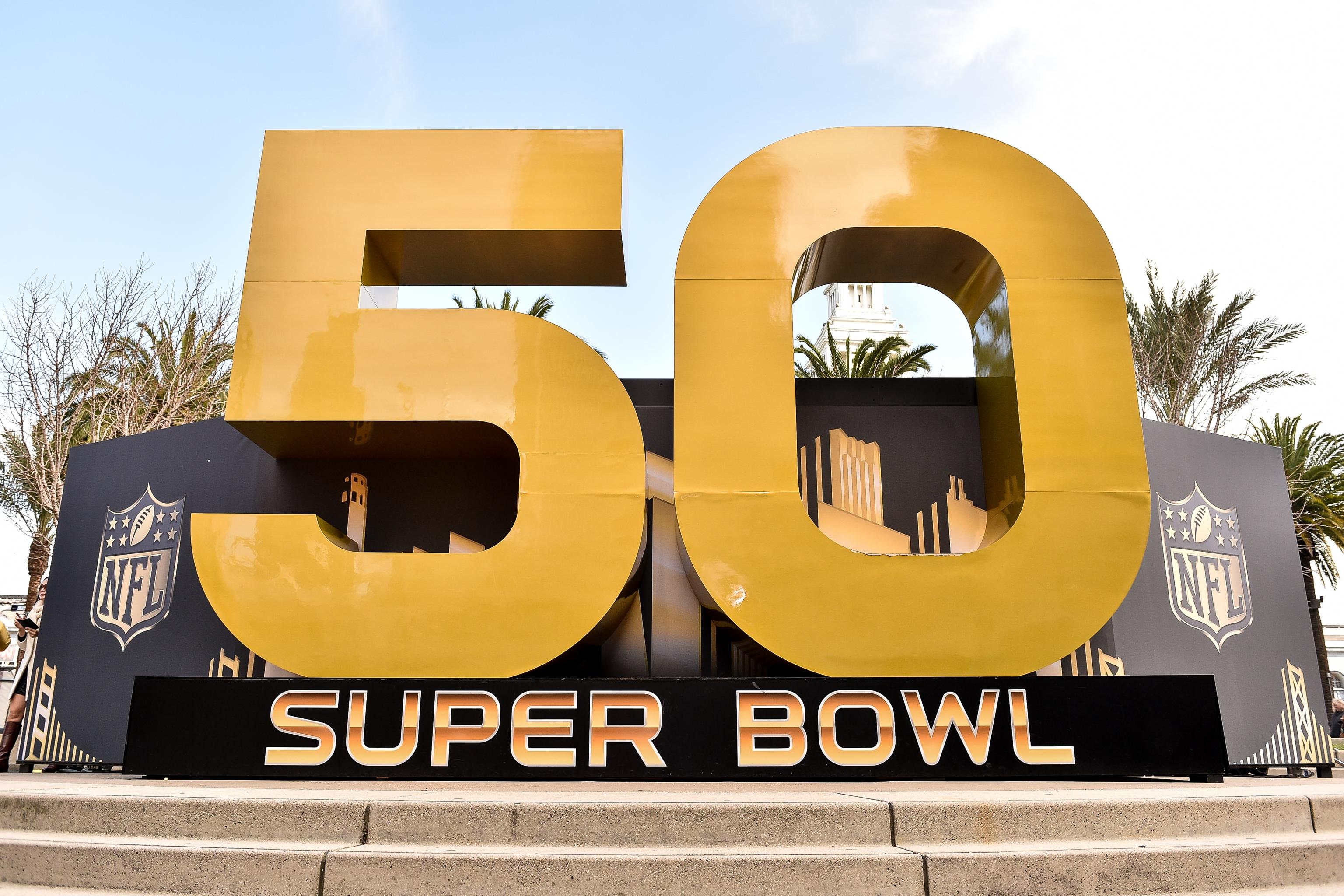 Super Bowl 50: CBS, NFL Set Spanish Simulcast with ESPN Deportes