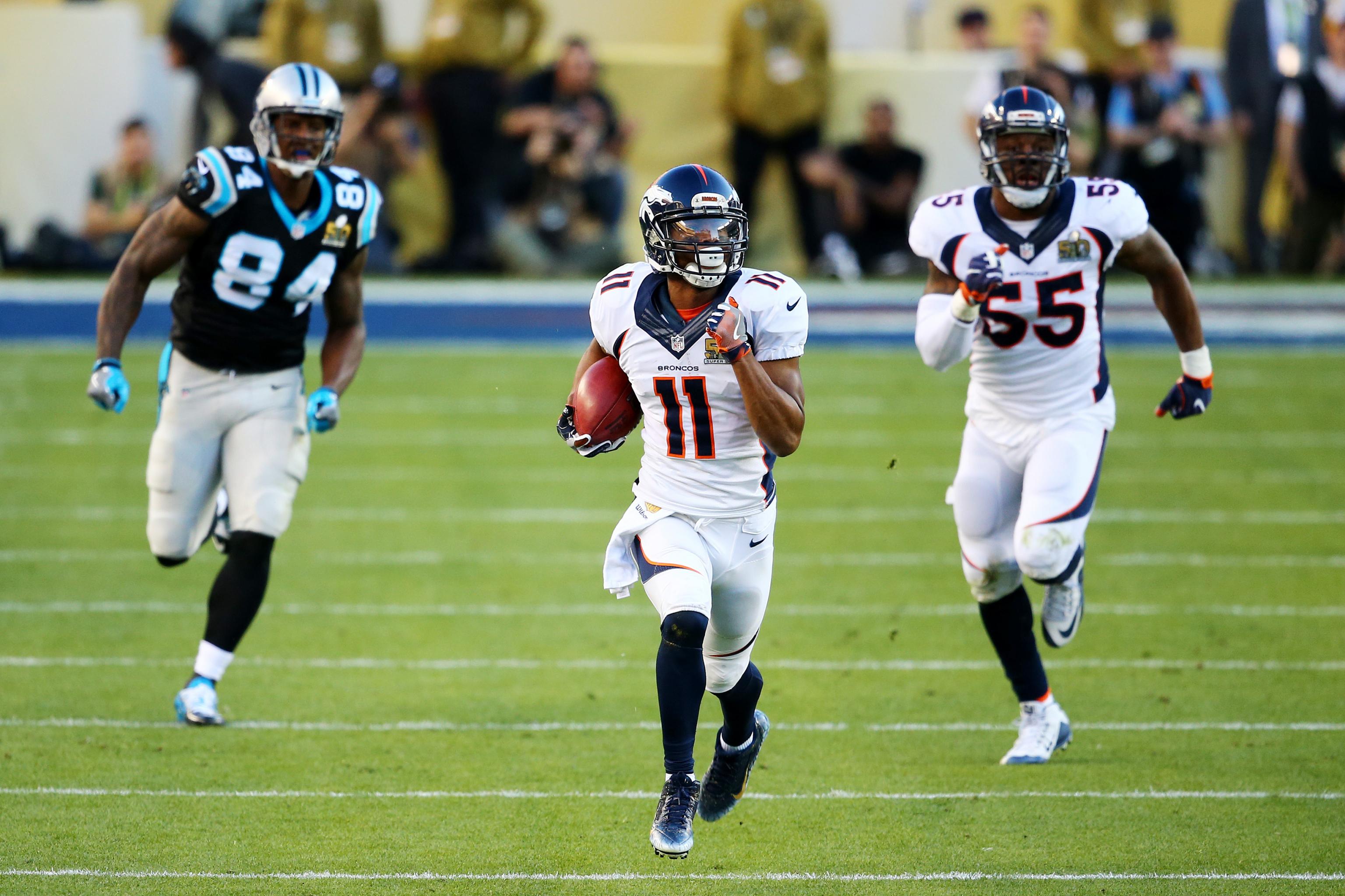 Jordan Norwood sets SB record for punt return, Broncos lead 13-7