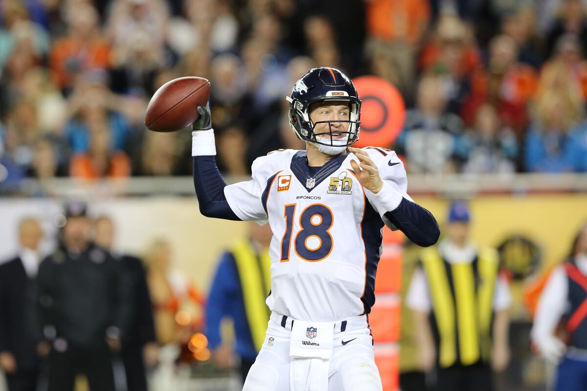 Manning 5th QB with 1,000 Passing Yards in Super Bowls