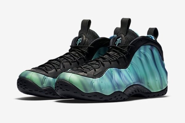 nike foamposite northern lights