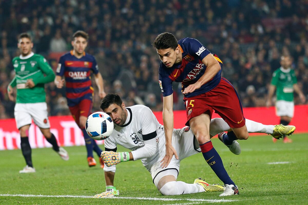 Barcelona Transfer News: Marc Bartra to Manchester United Links, Latest