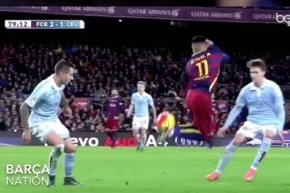 Neymar rainbow flick video: Barcelona forward up to his tricks