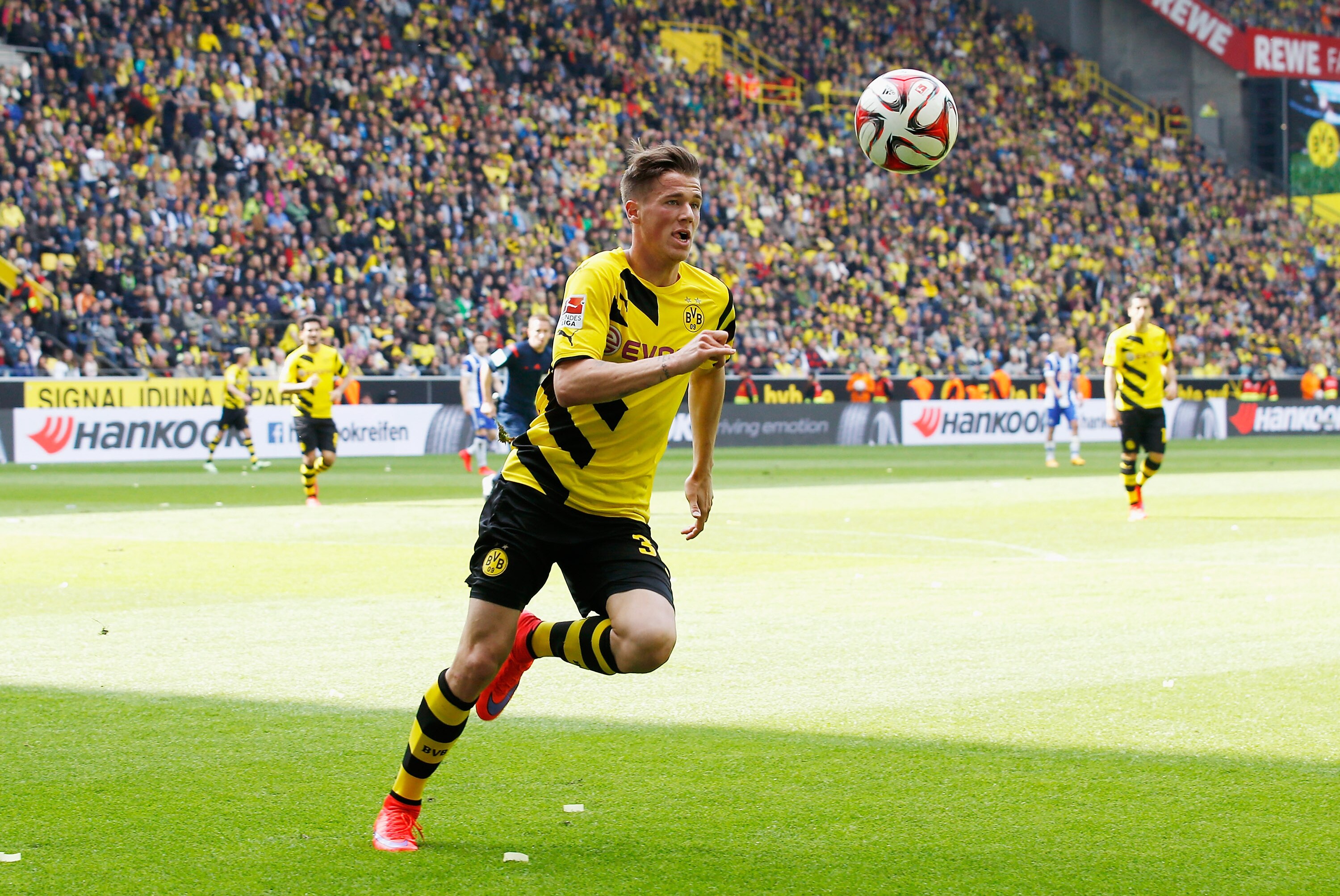 erik durm borussia dortmund