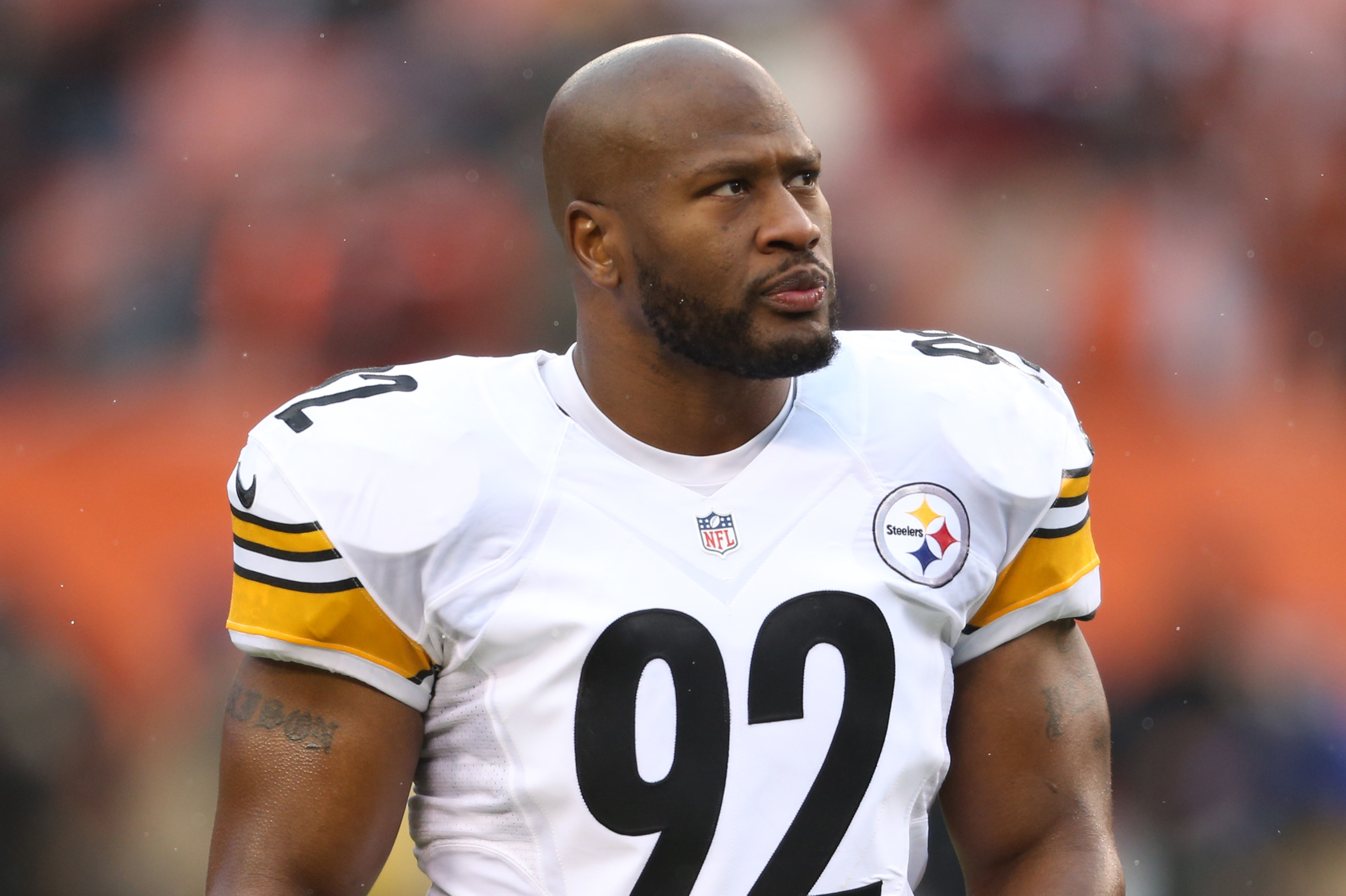 Steelers linebacker James Harrison plans to return next season