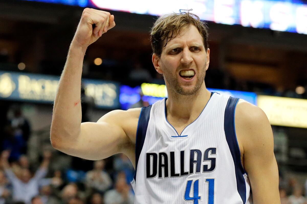 Dirk Nowitzki 6th Player in NBA History to Score