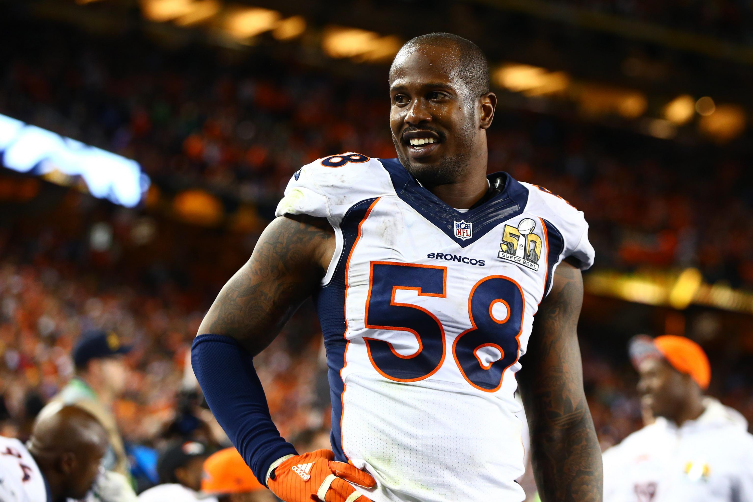 Von Miller reminds Josh Norman of the 2 interceptions he almost had in Super  Bowl 50