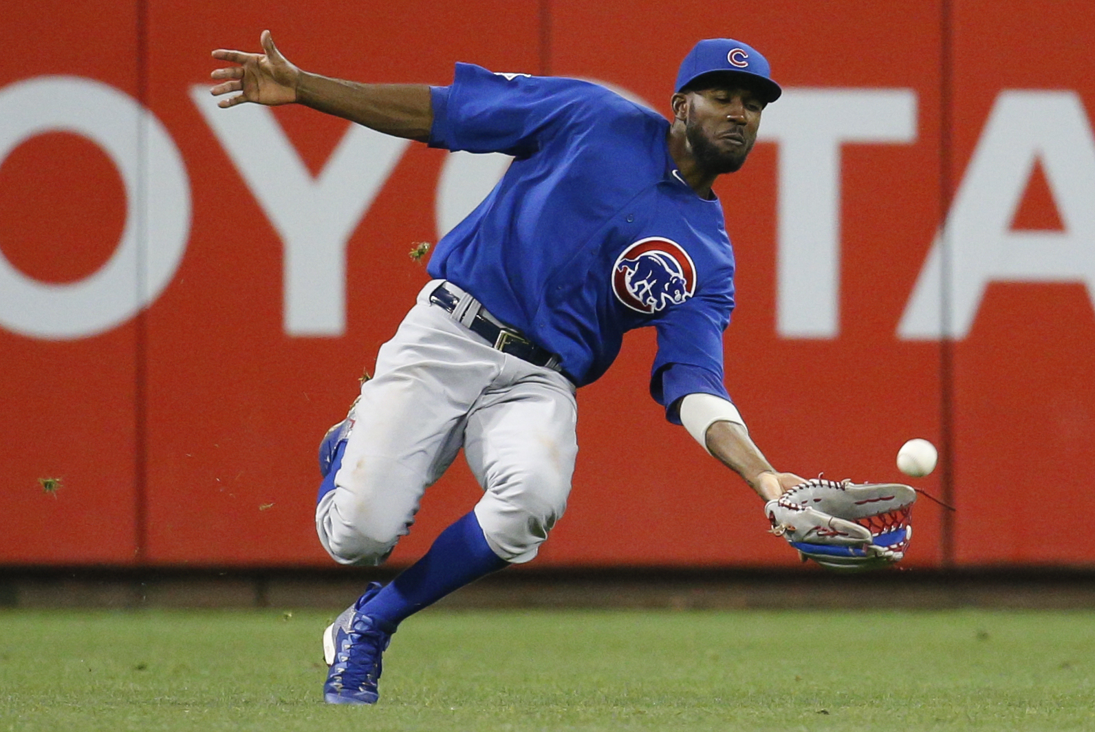 Dexter Fowler: Chicago Cubs re-sign outfielder - SI Kids: Sports News for  Kids, Kids Games and More