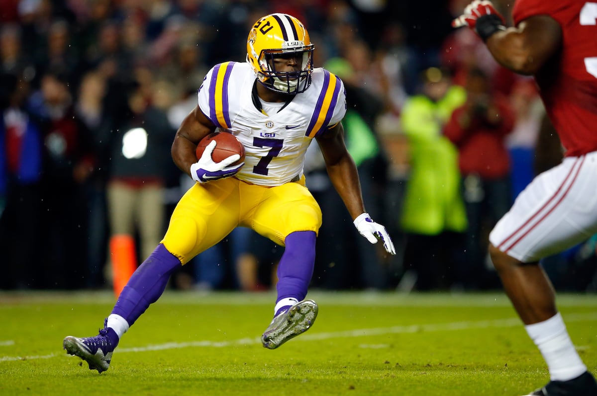 How College Football Divisions Work