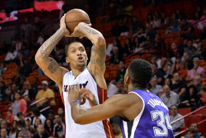 Michael Beasley Named Foreign Mvp Yi Jianlian Named Domestic Mvp
