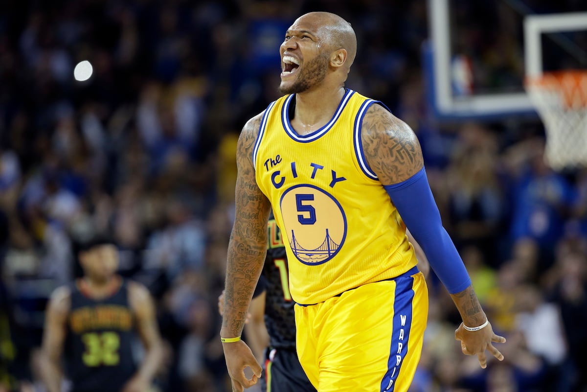 Marreese Speights Grabs Rebound, Hits Draymond Green with Long Outlet