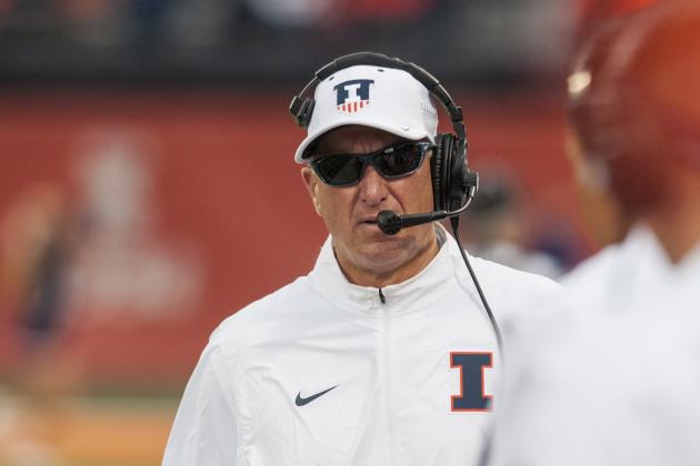 FILE - In this Oct. 24, 2015 file photo, Illinois interim head coach Bill Cubit walks the sideline during an NCAA college football game against Wisconsin in Champaign, Ill. On Thursday, Jan. 21, 2016, the university's board of trustees approved a contract that will pay Cubit $1.2 million a year for two years. (AP Photo/Bradley Leeb, File)