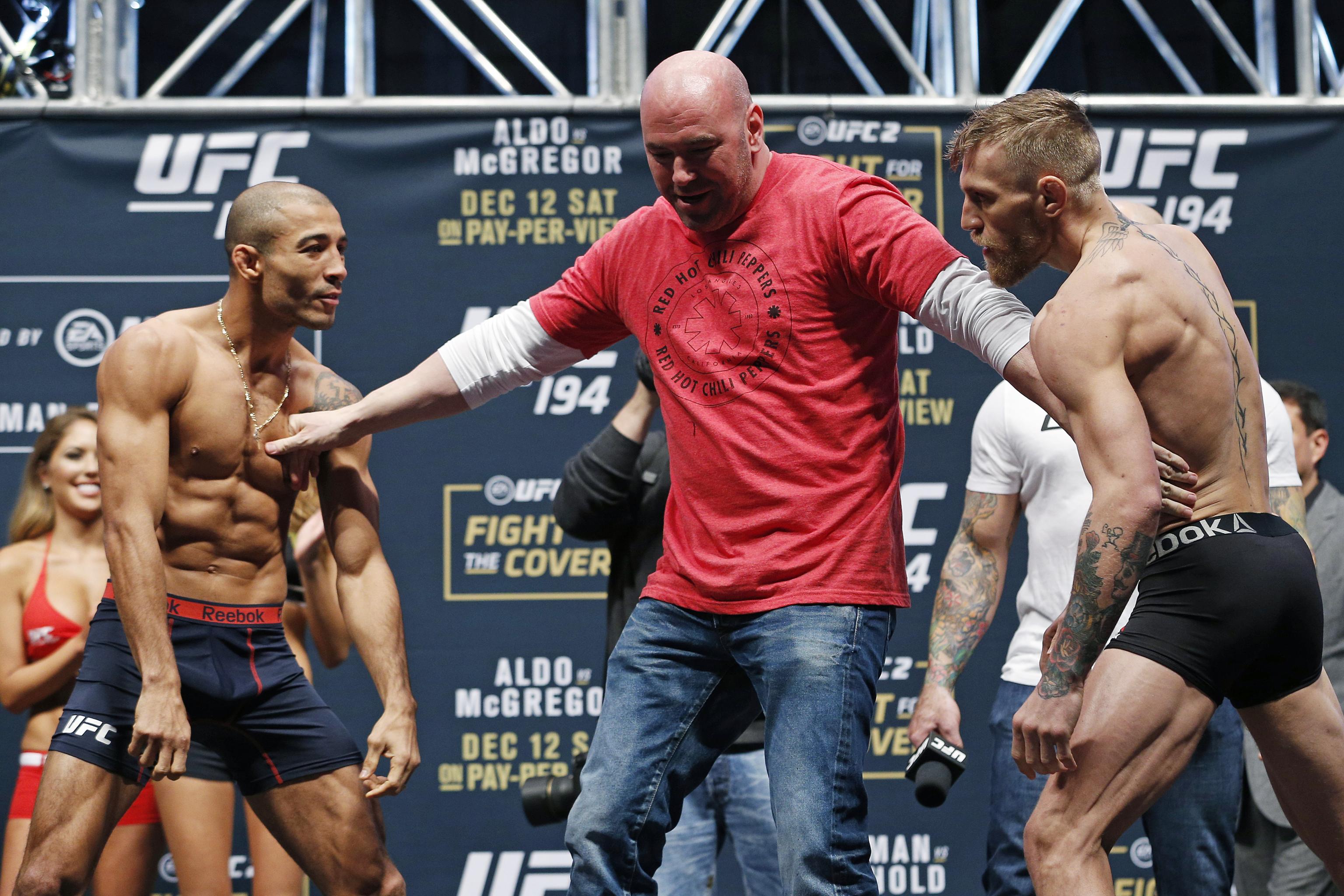 assistent støn hulkende Conor McGregor Ripped by Jose Aldo in Bizarre New Post-UFC 196 Attack | Bleacher Report | Latest News, Videos and Highlights assistent støn hulkende Conor McGregor Ripped by Jose Aldo in Bizarre New Post-UFC 196 Attack | Bleacher Report | Latest News, Videos and Highlights