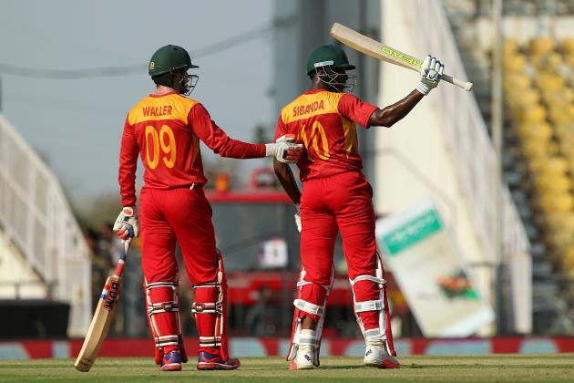 Zimbabwe's Vusi Sibanda acknowledges the crowd afer scoring a half-century (50 runs) during the opening match of the T20 Cricket World Cup against Hong Kong in the Indian town of Nagpur on March 8, 2016.
/ AFP / STRINGER (Photo credit should read STRINGER/AFP/Getty Images)