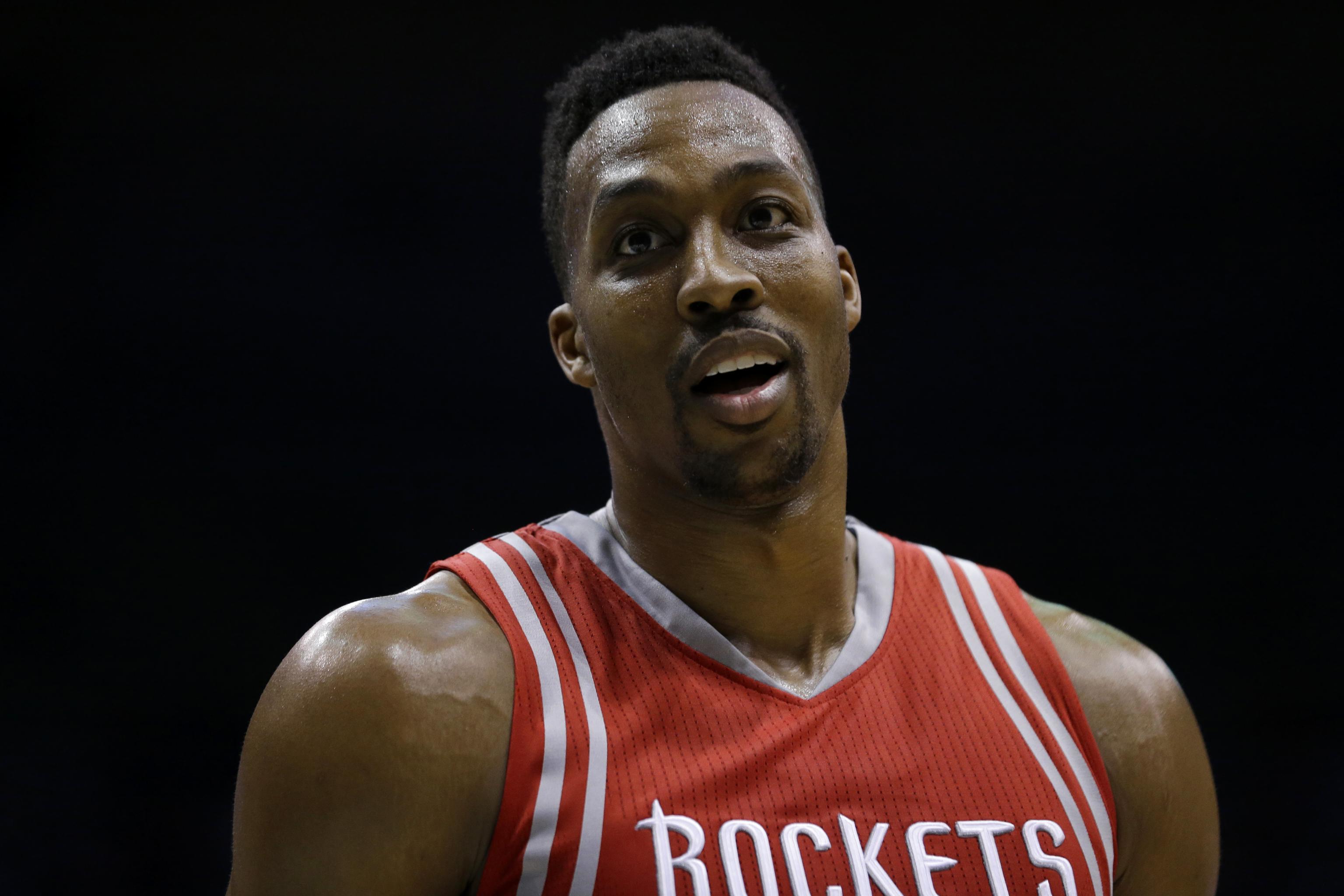 Dwight Howard opting out of Rockets contract