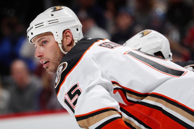 DENVER, CO - MARCH 09:  Ryan Getzlaf #15 of the Anaheim Ducks awaits a face off against the Colorado Avalanche at Pepsi Center on March 9, 2016 in Denver, Colorado. The Avalanche defeated the Ducks 3-0.  (Photo by Doug Pensinger/Getty Images)