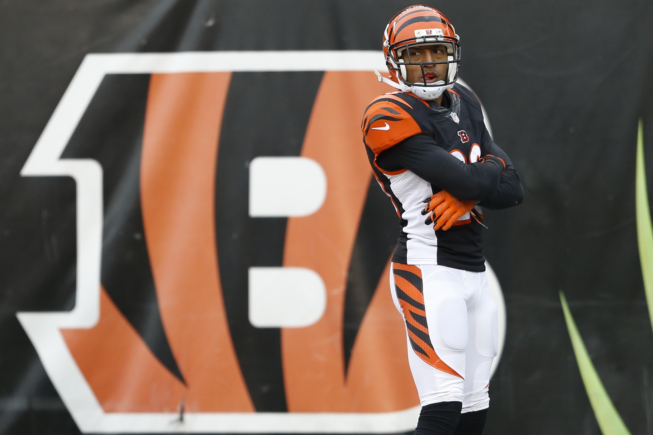 Report: Cardinals to visit with Bengals CB Leon Hall