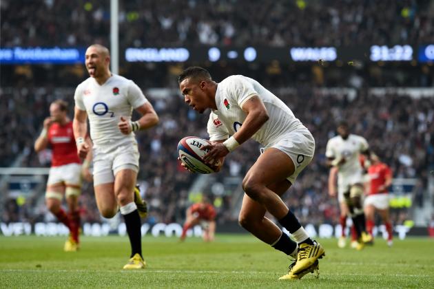 LONDON, ENGLAND - MARCH 12: Anthony Watson of England scores his team's opening try during the RBS Six Nations match between England and Wales at Twickenham Stadium on March 12, 2016 in London, England. (Photo by Stu Forster/Getty Images)