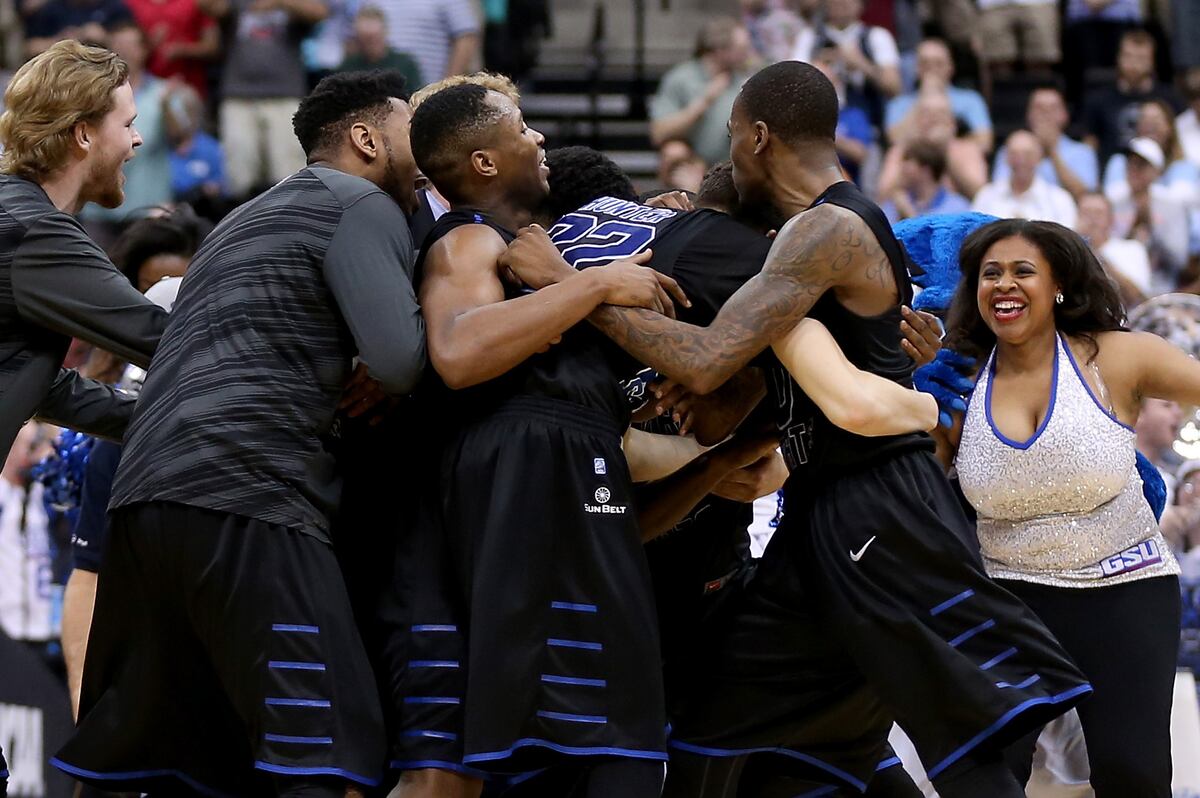 NCAA Tournament 2016: The Biggest Potential Cinderella Teams in the Field  of 68 | News, Scores, Highlights, Stats, and Rumors | Bleacher Report