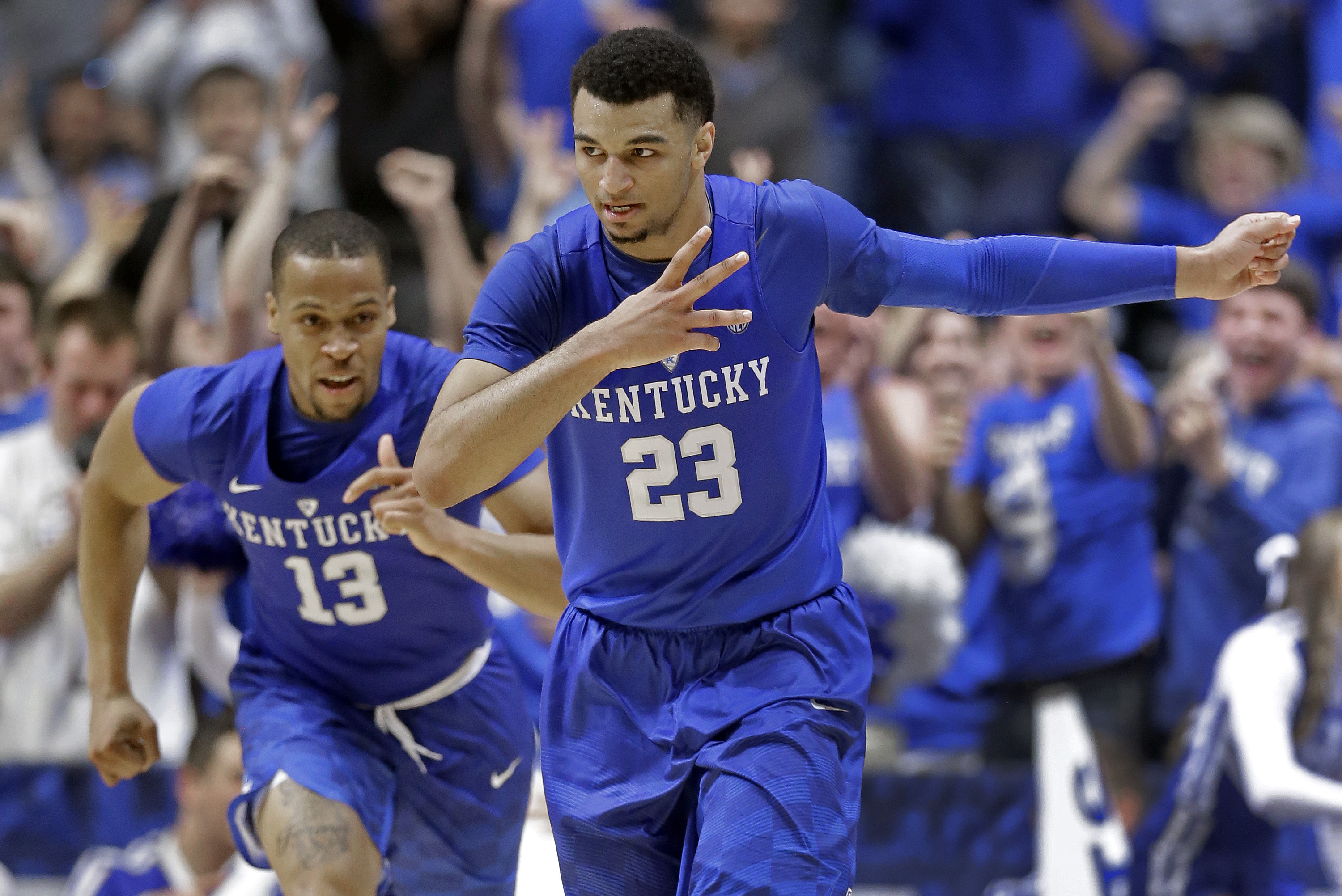 Kentucky Basketball Preview: De'Aaron Fox - A Sea Of Blue