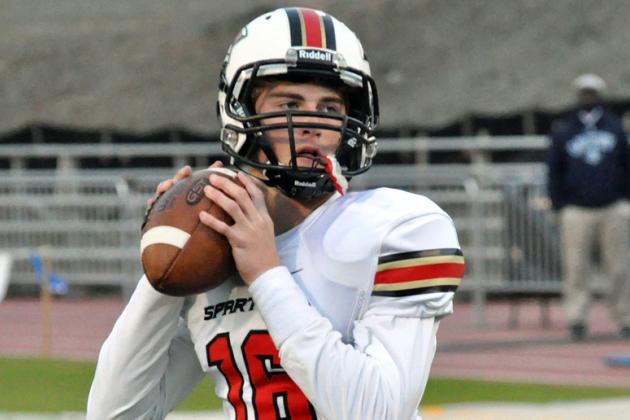 Prized Georgia passer Davis Mill announced plans to play at Stanford .