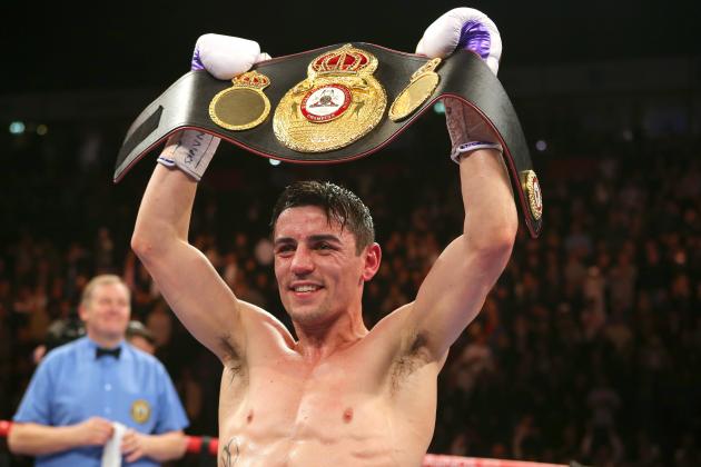 MANCHESTER, ENGLAND - NOVEMBER 21: Anthony Crolla celebrates beating Darleys Perez during their WBA World Lightweight Championship bout at the Manchester Arena on November 21, 2015 in Manchester, England. (Photo by Dave Thompson/Getty Images)