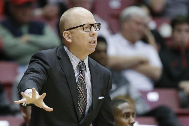Cincinnati's head coach Mick Cronin works the bench in the second half of an NCAA college basketball game against Morgan State, Sunday, Dec. 6, 2015, in Cincinnati. Cincinnati won 87-66. (AP Photo/John Minchillo)