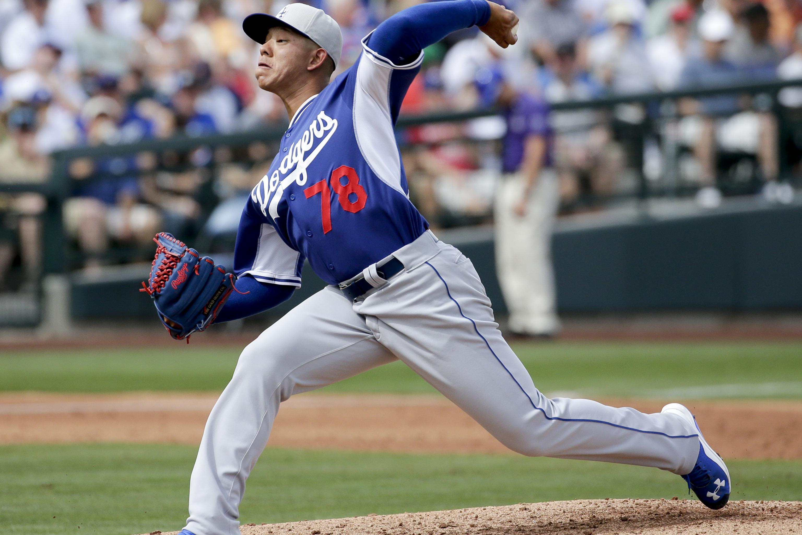 Julio Urias Scouting Report: Dodgers call up top prospect