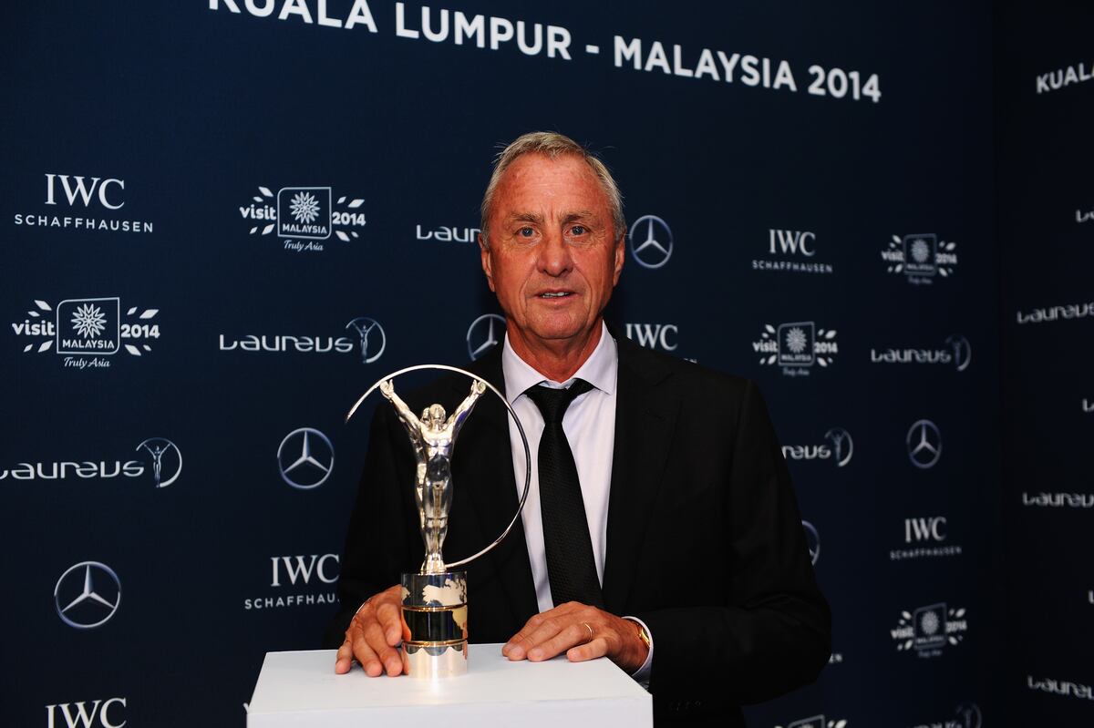 Johan Cruyff, Barcelona, Ajax and Netherlands Legend, Dies ...