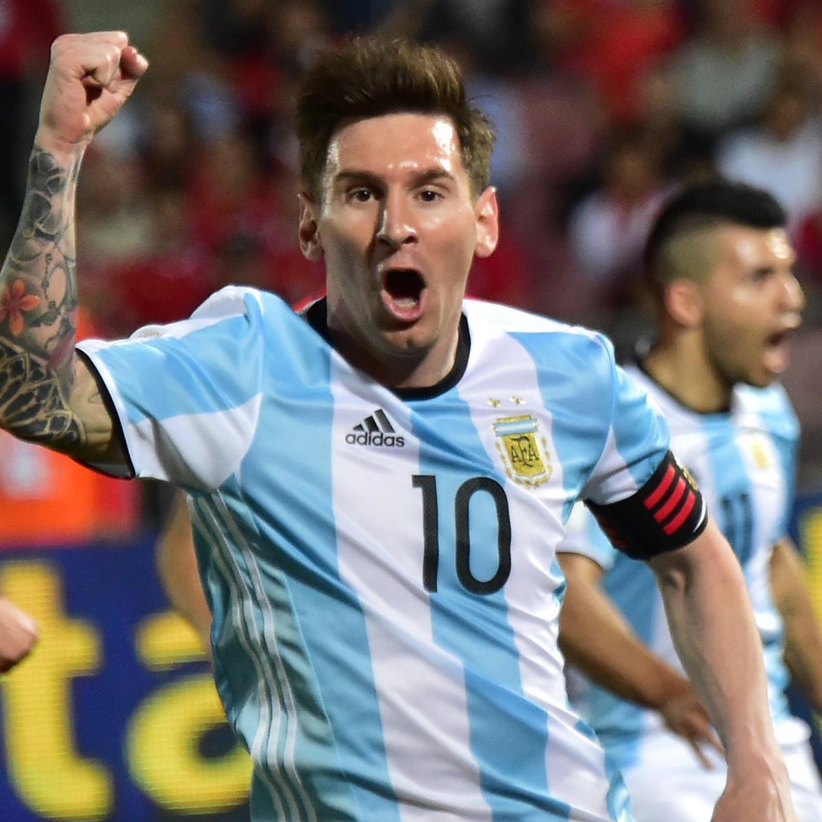 Comparing Lionel Messi's Role for Argentina vs. Role for Barcelona