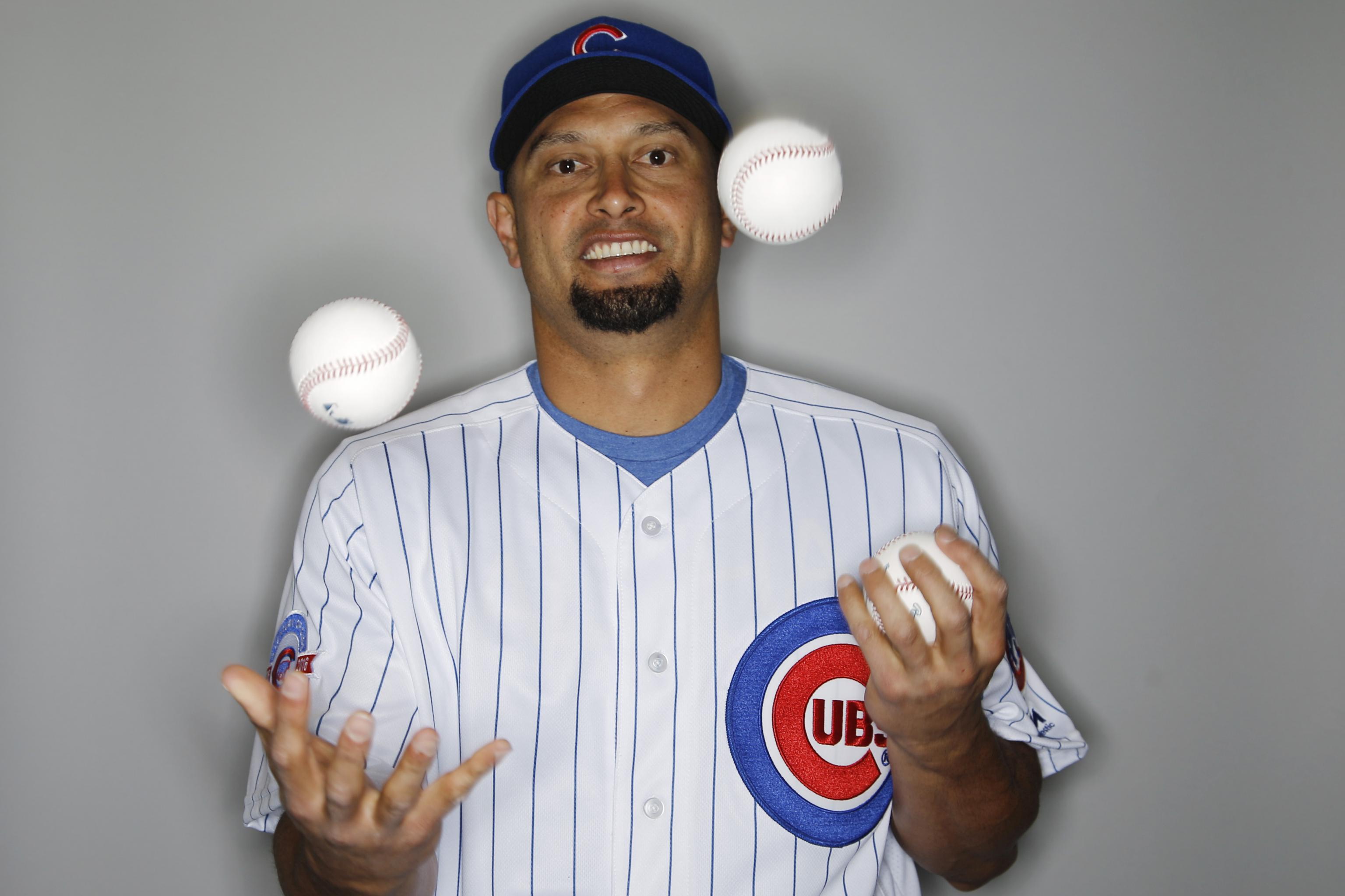 Cubs release outfielder Shane Victorino