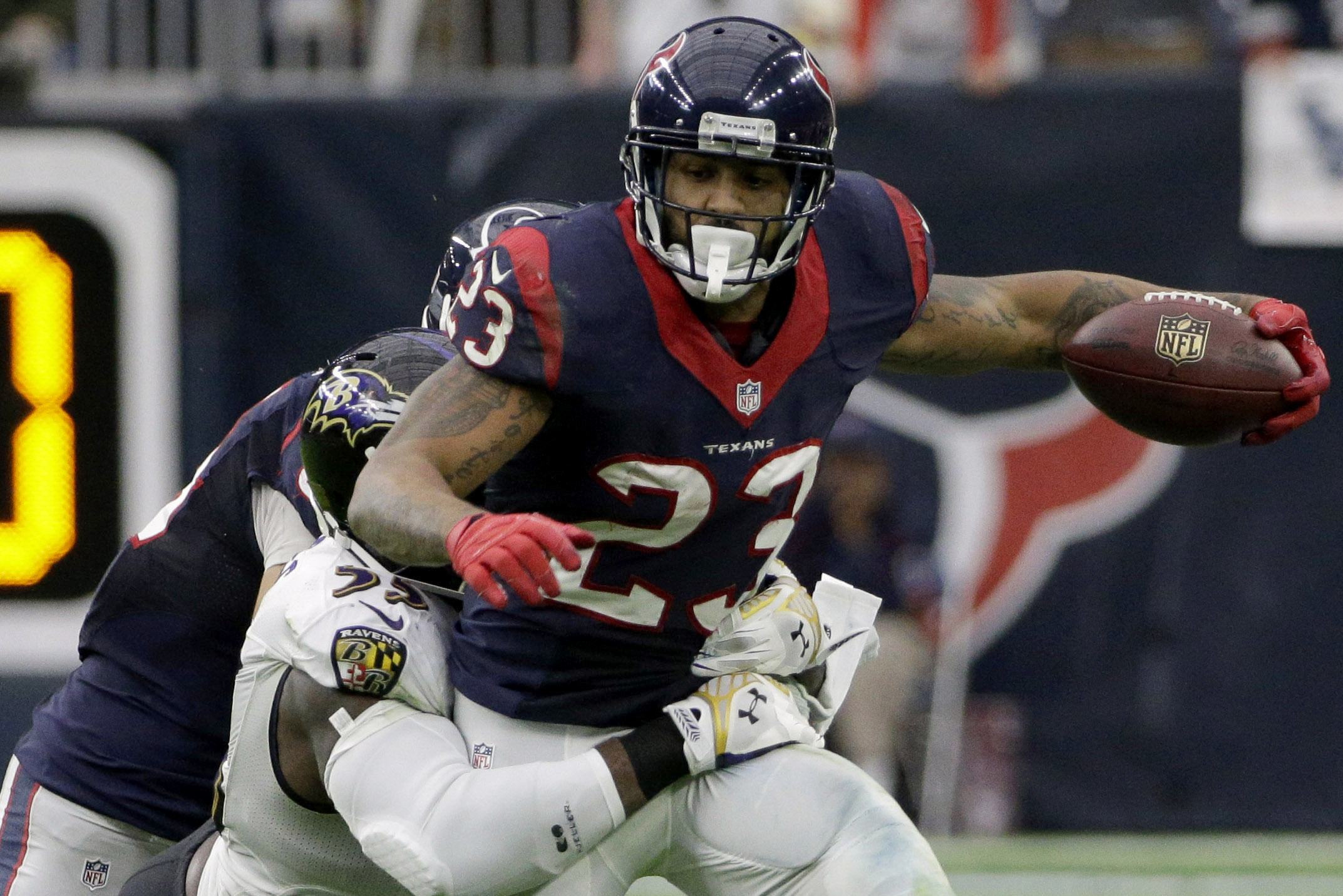 NFL on ESPN on X: Dolphins announce that RB Arian Foster has a